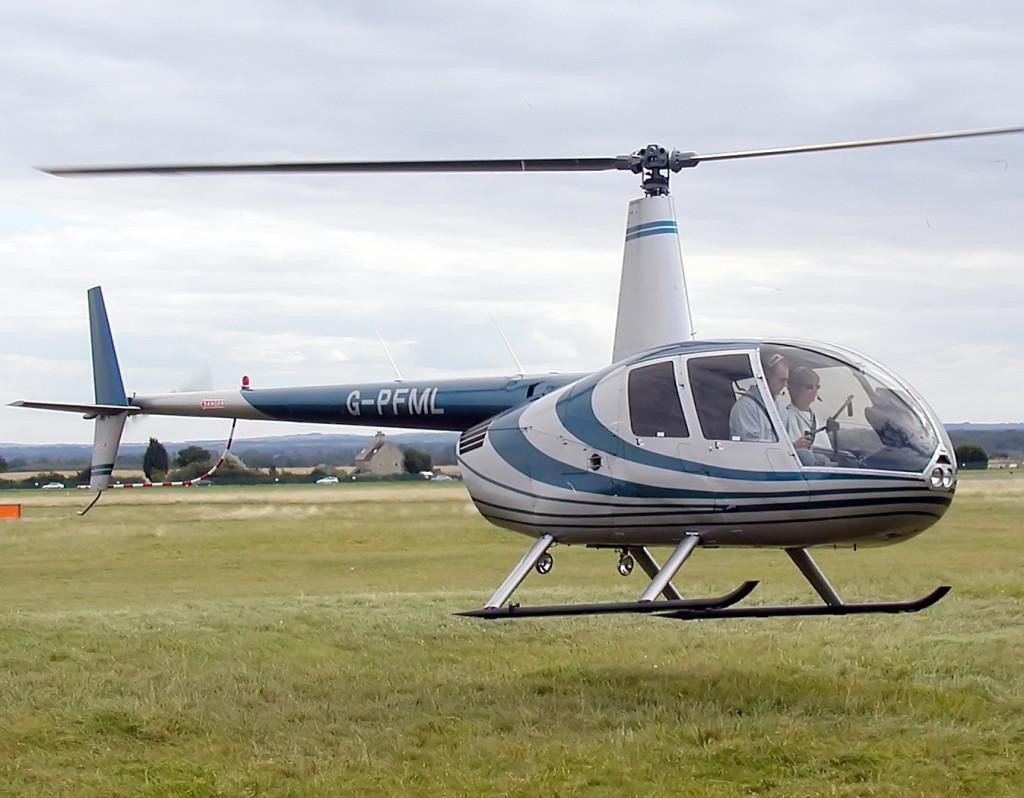 Vrtulník Robinson R44